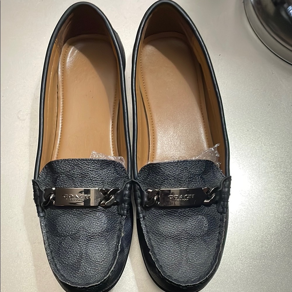 Coach Black leather Flats with Patent Strap